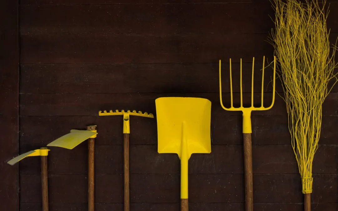 Organize Your Garage With These 8 Tips!