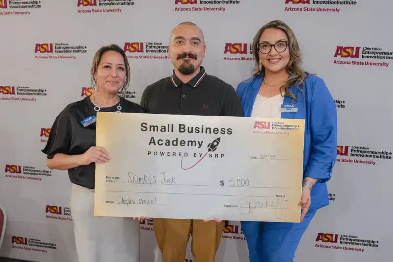 Skunky’s Earns $12,500 in Awards for Business Excellence